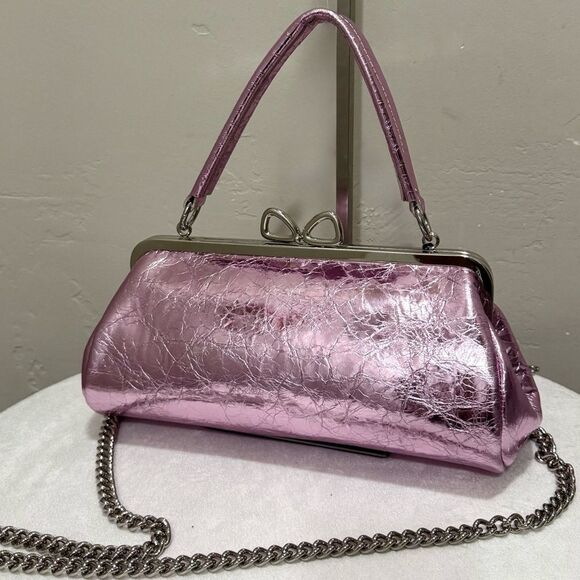 Metallic Pink Leather Handmade "Bow" Kisslock Baguette Bag, Multi Use Style - Picture 1 of 16